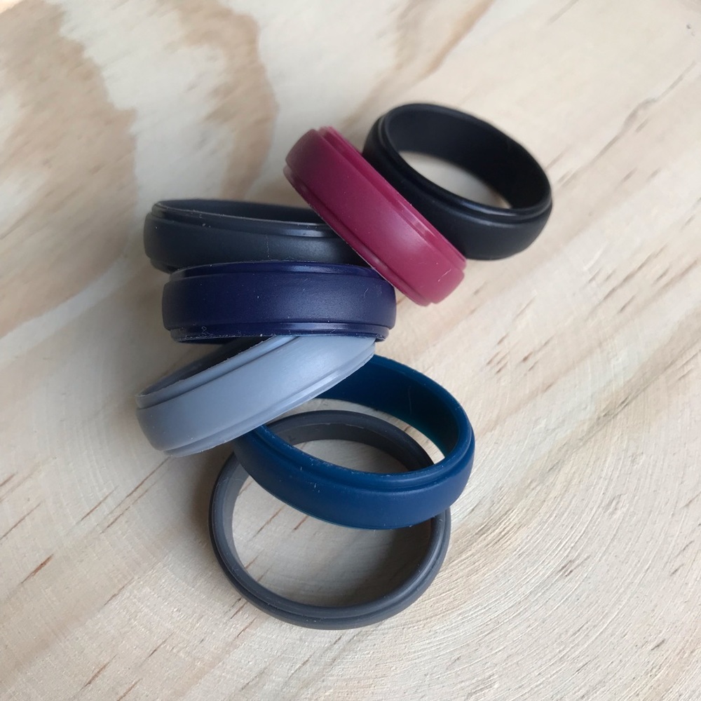 Men’s Silicone Rings - Picture 2 of 8